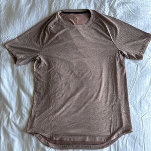 Lululemon Men’s workout shirt
